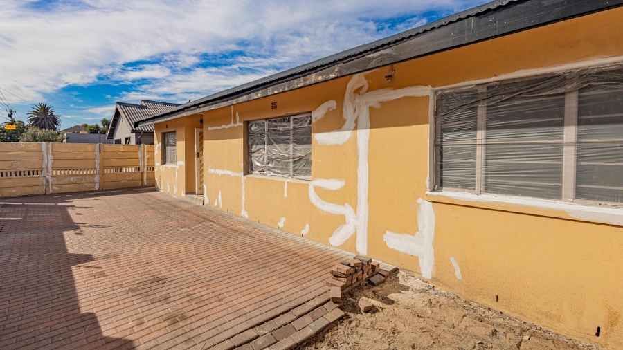 11 Bedroom Property for Sale in Richmond Estate Western Cape
